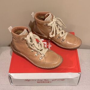 Pikolinos Cazorla Almond Leather Lace-Up Boots, size 38